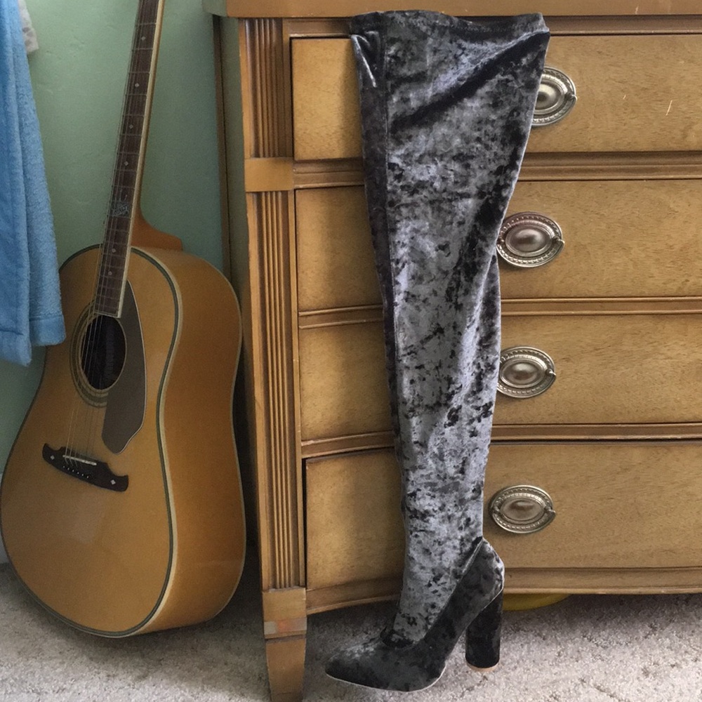 Cape Robbin thigh high olive velvet boots